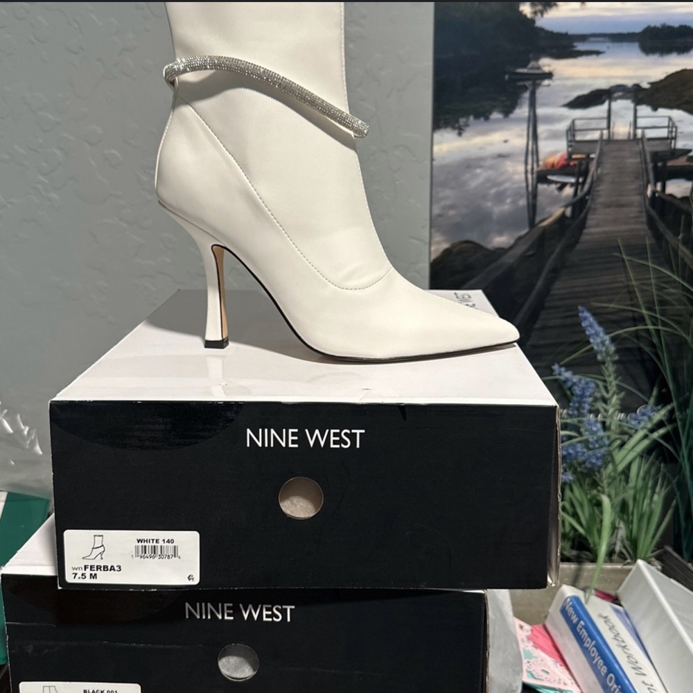 Nine West Women's Elegant Cream Heeled Boot - brand new